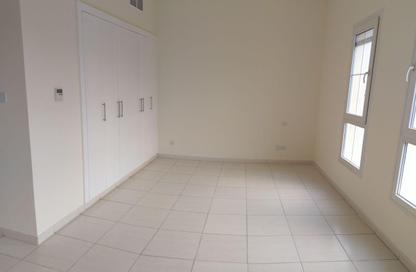 Villa - 2 Bedrooms - 3 Bathrooms for rent in Springs 4 - The Springs - Dubai