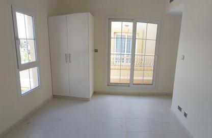 Villa - 2 Bedrooms - 3 Bathrooms for rent in Springs 4 - The Springs - Dubai
