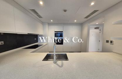 Apartment - 2 Bedrooms - 3 Bathrooms for rent in Marina Residences 5 - Marina Residences - Palm Jumeirah - Dubai