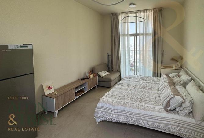 ركن | إطلالة على المسبح والفيلا مع المناظر الطبيعية