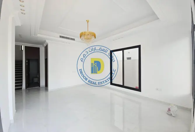 165032137 - Property Image 2