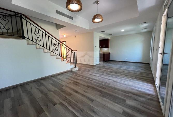 77796425 - Property Image 3