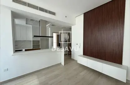 Apartment - 1 Bedroom - 2 Bathrooms for rent in The East Crest by Meteora - District 17 - Jumeirah Village Circle - Dubai