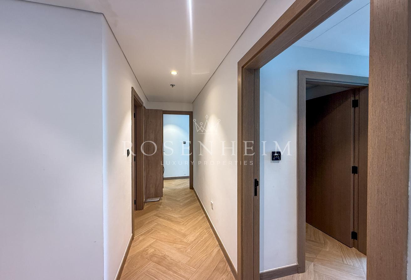 Hight Floor Unit | Modern Layout | Prime Location photo 8