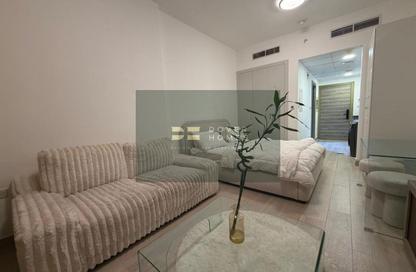 Apartment - Studio - 1 Bathroom for rent in Bloom Heights B - Bloom Heights - District 15 - Jumeirah Village Circle - Dubai