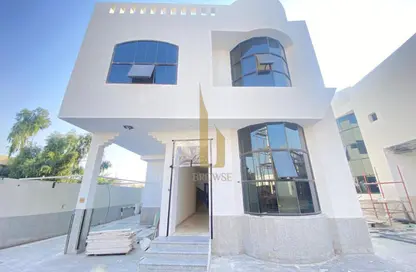 فيلا - 5 غرف نوم - 5 حمامات للايجار في فلل الجميرا 1 - جميرا 1 - جميرا - دبي