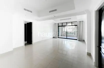 Apartment - 2 Bedrooms - 3 Bathrooms for rent in Tajer Residences - The Old Town Island - Old Town - Downtown Dubai - Dubai