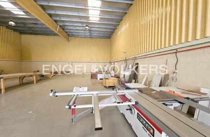 Warehouse - Studio - 1 for rent in 8WD - Dubai Investment Park 1 (DIP 1) - Dubai Investment Park (DIP) - Dubai