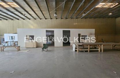 Warehouse - Studio - 1 Bathroom for rent in 8WD - Dubai Investment Park 1 (DIP 1) - Dubai Investment Park (DIP) - Dubai