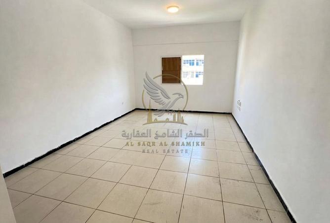 141930402 - Property Image 2