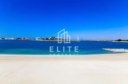 Villa - 5 Bedrooms - 6 Bathrooms for rent in Palma Residences - Palm Jumeirah - Dubai