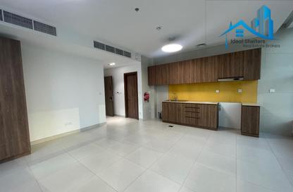 Apartment - Studio - 1 for rent in DXB Tower - Sheikh Zayed Road - Dubai