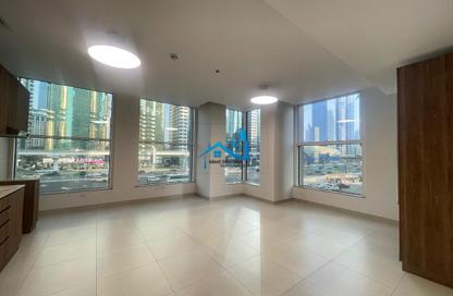 Apartment - Studio - 1 for rent in DXB Tower - Sheikh Zayed Road - Dubai Apartment - Studio - 1 for rent in DXB Tower - Sheikh Zayed Road - Dubai