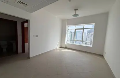 Apartment - 1 Bedroom - 2 Bathrooms for rent in Al Majaz 1 - Al Majaz - Sharjah