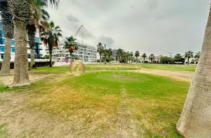 Apartment - 1 Bedroom - 2 Bathrooms for rent in Emerald Vision Tower - Jumeirah Village Triangle - Dubai