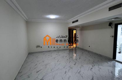 Apartment - 2 Bedrooms - 2 Bathrooms for rent in Al Wahda Building - Al Majaz 2 - Al Majaz - Sharjah