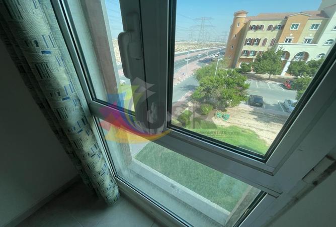 AVAILABLE TO RENT STUDIO UNIT CLOSE TO METRO 40K