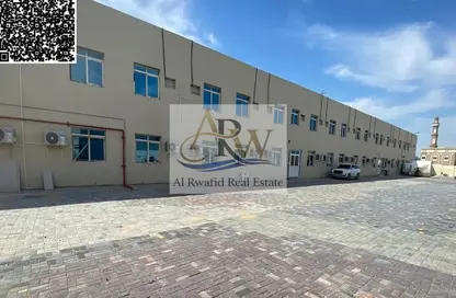 سكن عمال - استوديو - 8 حمامات للايجار في المنطقة الصناعية رقم 5 - المنطقة الصناعية بالشارقة - الشارقة