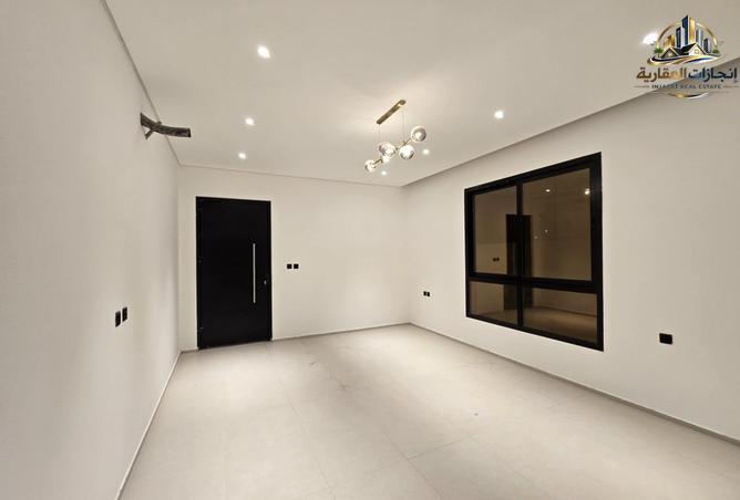 118144530 - Property Image 3