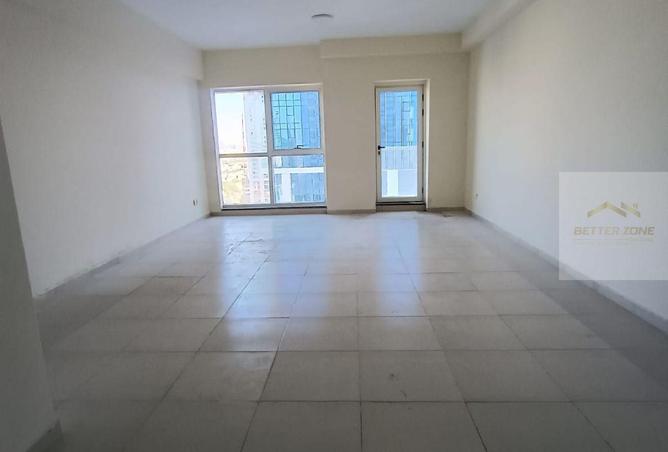 Spacious 1BHK with Storage | Large Layout