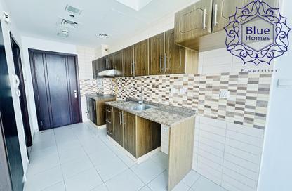 Apartment - Studio - 1 for rent in Al Waleed 5 Building - Al Karama - Dubai Apartment - Studio - 1 for rent in Al Waleed 5 Building - Al Karama - Dubai