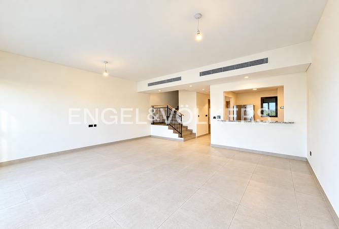5-bed townhouse in Costa Brava 2 · Corner unit — photo 4