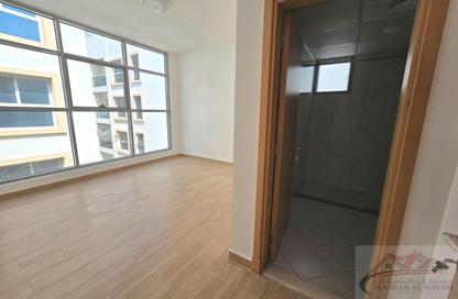 Apartment - 1 - 2 for rent in Muwaileh 29 Building - Muwaileh - Sharjah