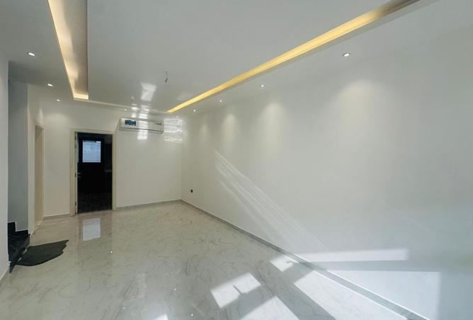 130652429 - Property Main Image