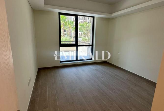 PARK FACING | PRIME LOCATION | READY TO MOVE photo 2