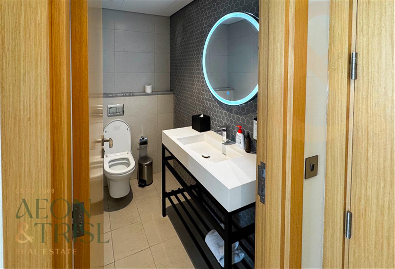 Furnished | High Floor | 1 Bedroom photo 18