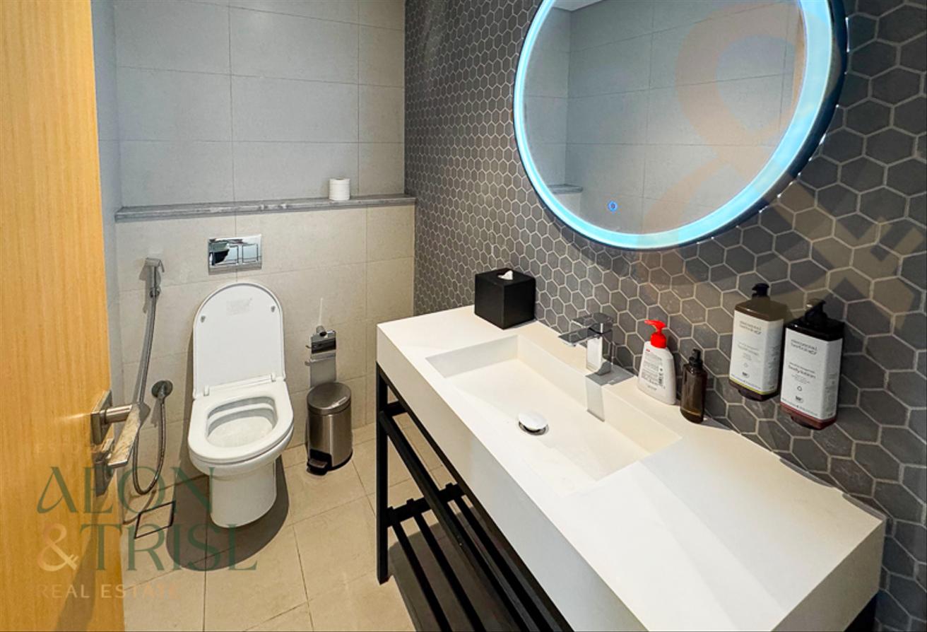 Furnished | High Floor | 1 Bedroom photo 19