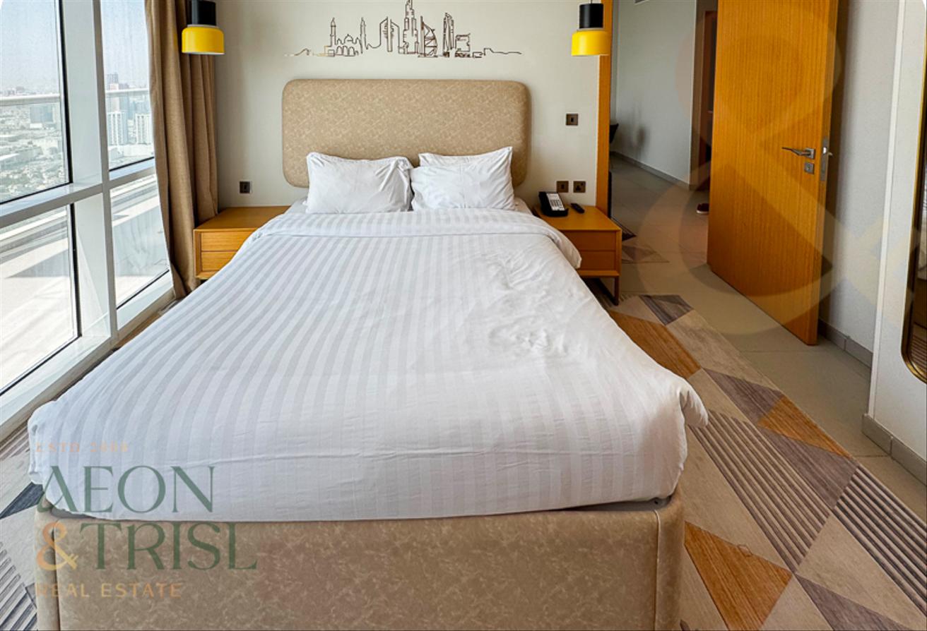 Furnished | High Floor | 1 Bedroom photo 10