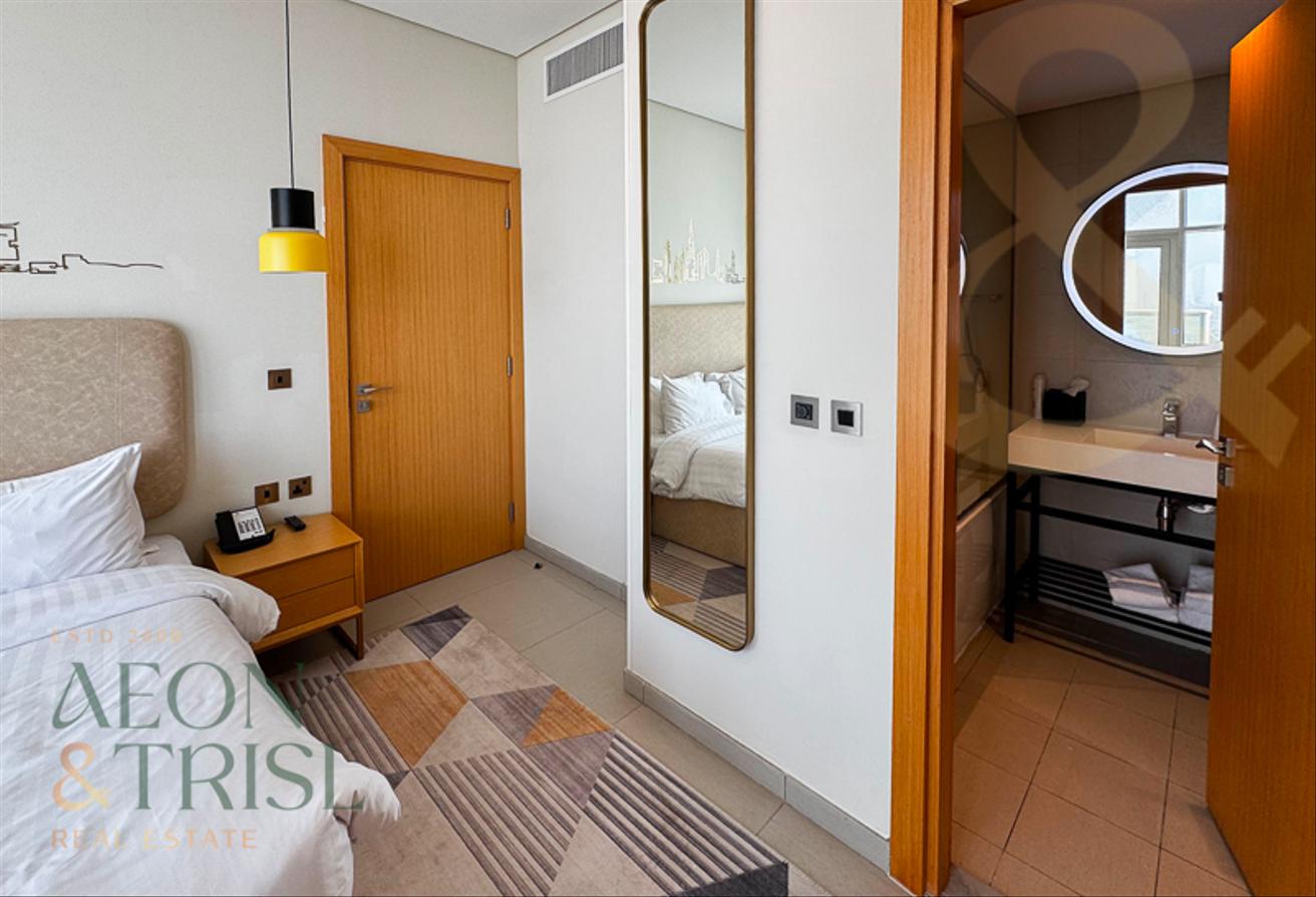 Furnished | High Floor | 1 Bedroom photo 8
