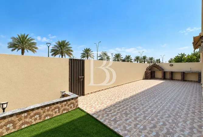 160116983 - Property Image 3