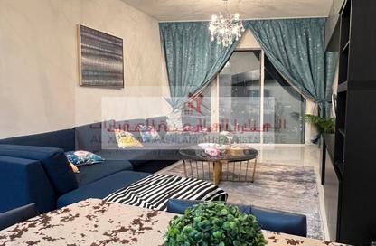 Apartment - 1 Bedroom - 2 Bathrooms for rent in Beach Tower 1 - Al Khan Lagoon - Al Khan - Sharjah