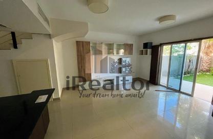 Townhouse - 2 Bedrooms - 2 Bathrooms for rent in Contemporary Style - Al Reef Villas - Al Reef - Abu Dhabi