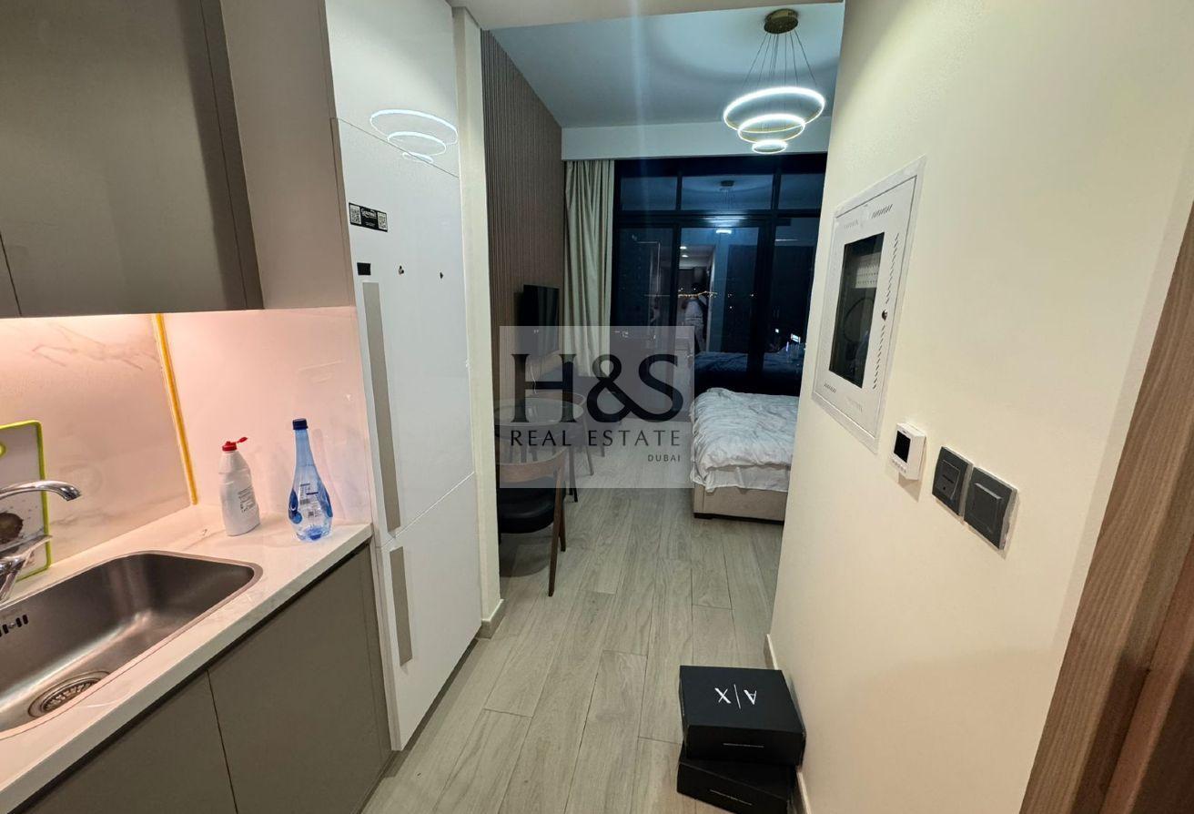 Furnished Studio | Pool View | Azizi Riviera 9 photo 7