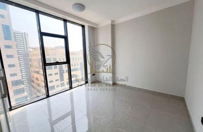 Apartment - 2 - 3 for rent in New Al Taawun Road - Al Taawun - Sharjah