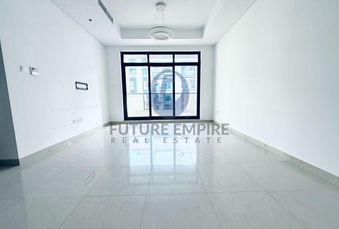 74233852 - Property Image 3