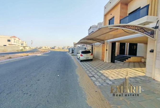 114609972 - Property Image 2