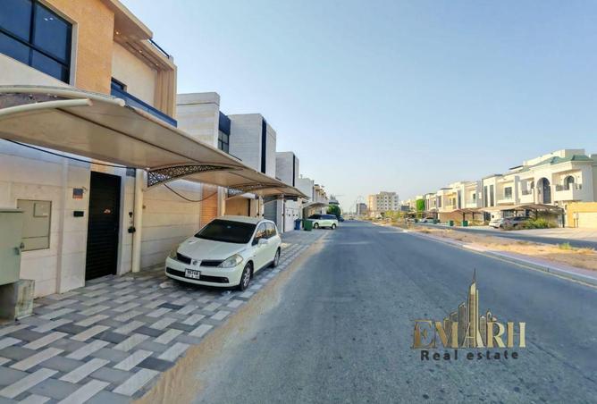 114609972 - Property Image 3