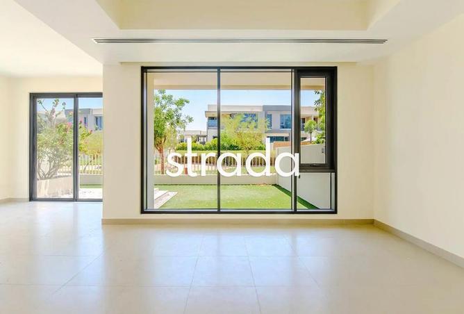 73851973 - Property Image 3