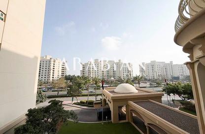 Apartment - 2 Bedrooms - 3 Bathrooms for sale in Abu Keibal - Shoreline Apartments - Palm Jumeirah - Dubai