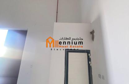 Warehouse - Studio - 3 Bathrooms for sale in Al Jlail - Al Sajaa - Sharjah