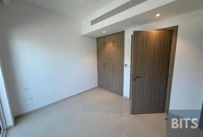 70268261 - صورة العقار 3