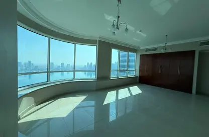 Apartment - 3 Bedrooms - 5 Bathrooms for rent in Al Muhannad Tower - Al Majaz - Sharjah