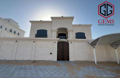 Villa - 4 - 5 for rent in Al Aweer 1 - Al Aweer - Dubai