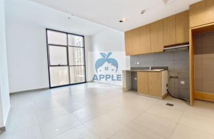 Apartment - Studio - 1 for rent in Al Mamsha - Muwaileh - Sharjah