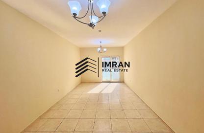 Apartment - 3 Bedrooms - 3 Bathrooms for rent in Al Hafeet Tower 6 - Al Nahda - Sharjah