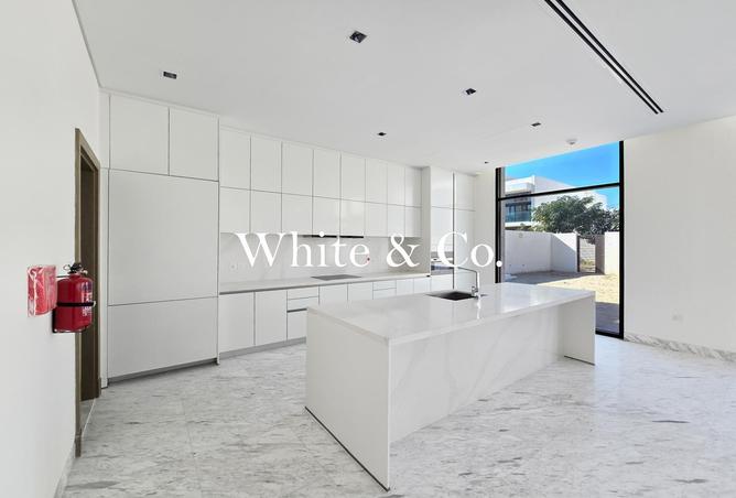 56960104 - Property Main Image